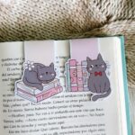 Marcapáginas Magnético Gatos Literarios |Gato dormido & Gato corbatín|