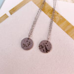 Collar Medalla |Alas de Sangre| & |Velaris|