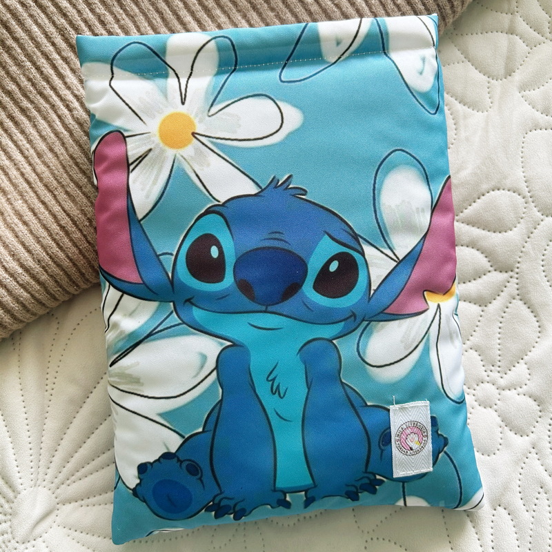 Edited with Afterlight Funda |Stitch Flores Blancas| - Imagen 1
