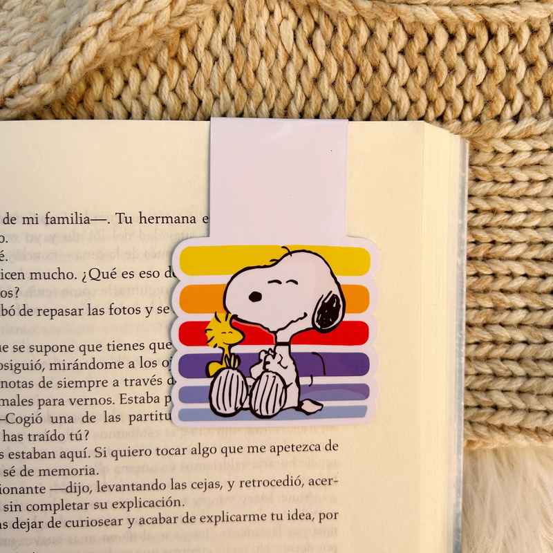 Edited with Afterlight Marcapágina Magnético |Snoopy Arcoiris| - Imagen 1