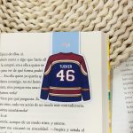 Marcapágina Magnético Off Campus |Camiseta Tucker| Exclusivo