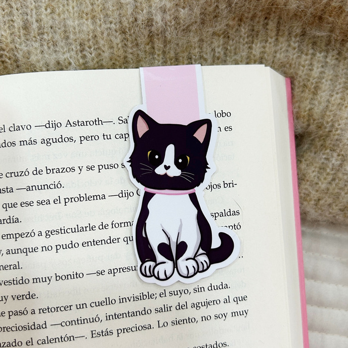 Edited with Afterlight Marcapágina Magnético |Gato Nona Blanco con Negro| - Imagen 1